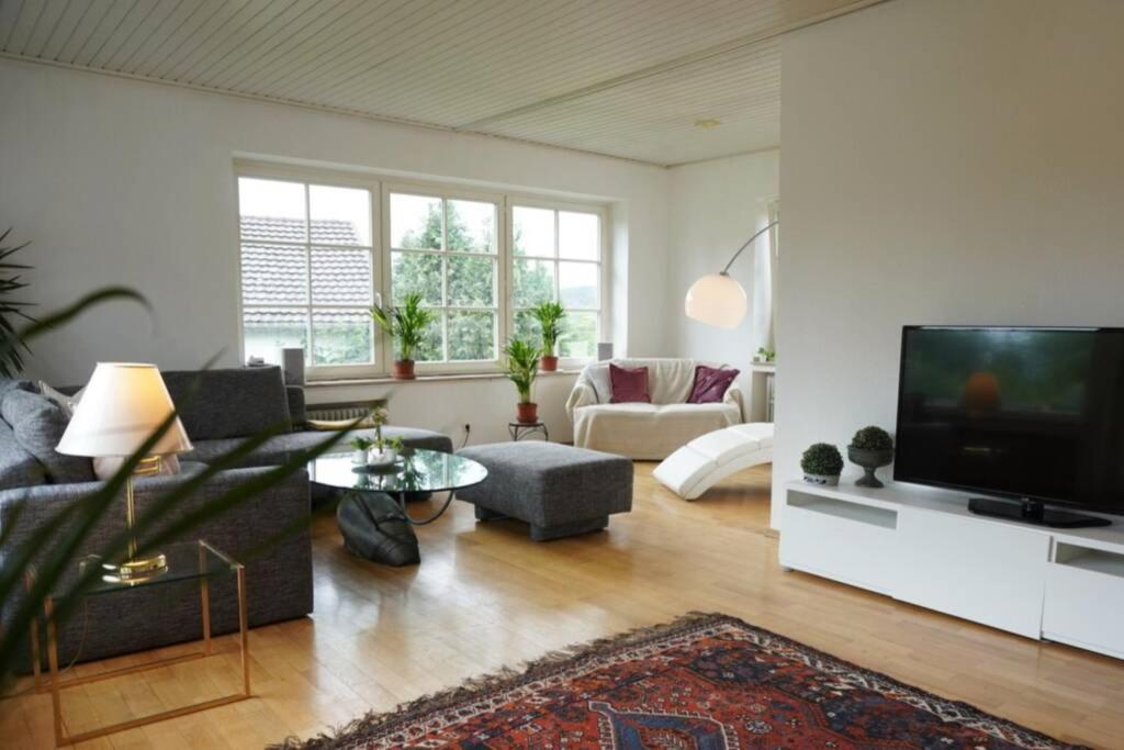 Gruene Wohlfuehloase Mit Einmaliger Aussicht Apartment Koenigswinter Luaran gambar